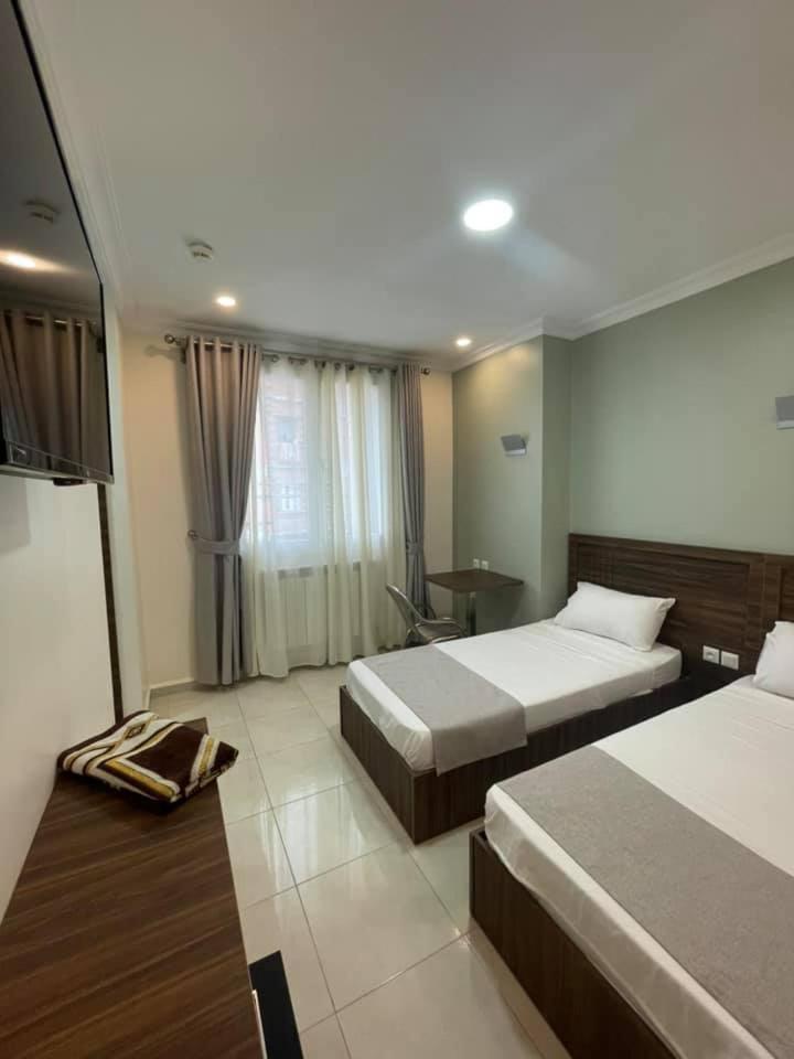 Hotel Borsa Saint-Arnaud Buitenkant foto